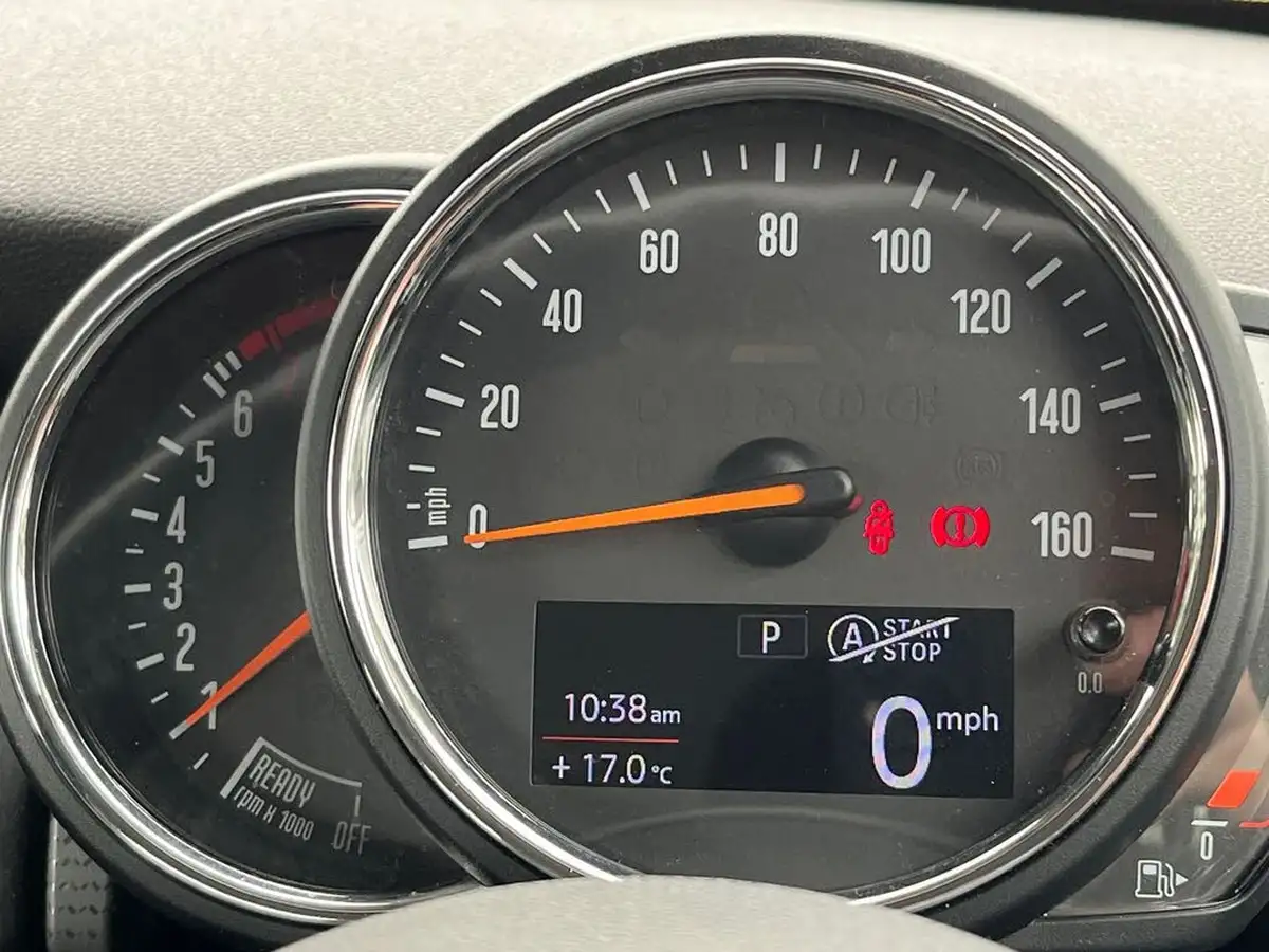 2018-mini-cooper-15-cooper-series-ii-ss-hatchback-3d-auto-big-25