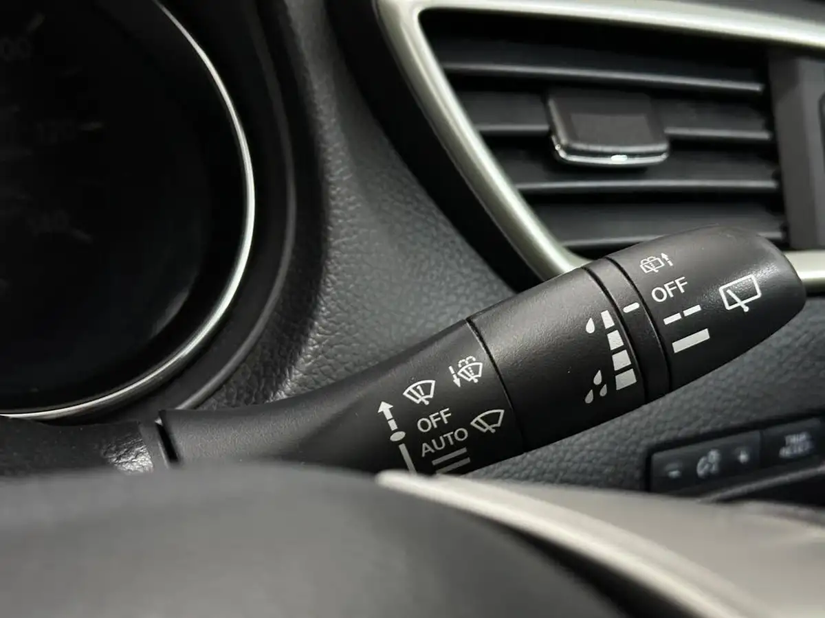 2016-nissan-qashqai-15dci-tekna-big-14