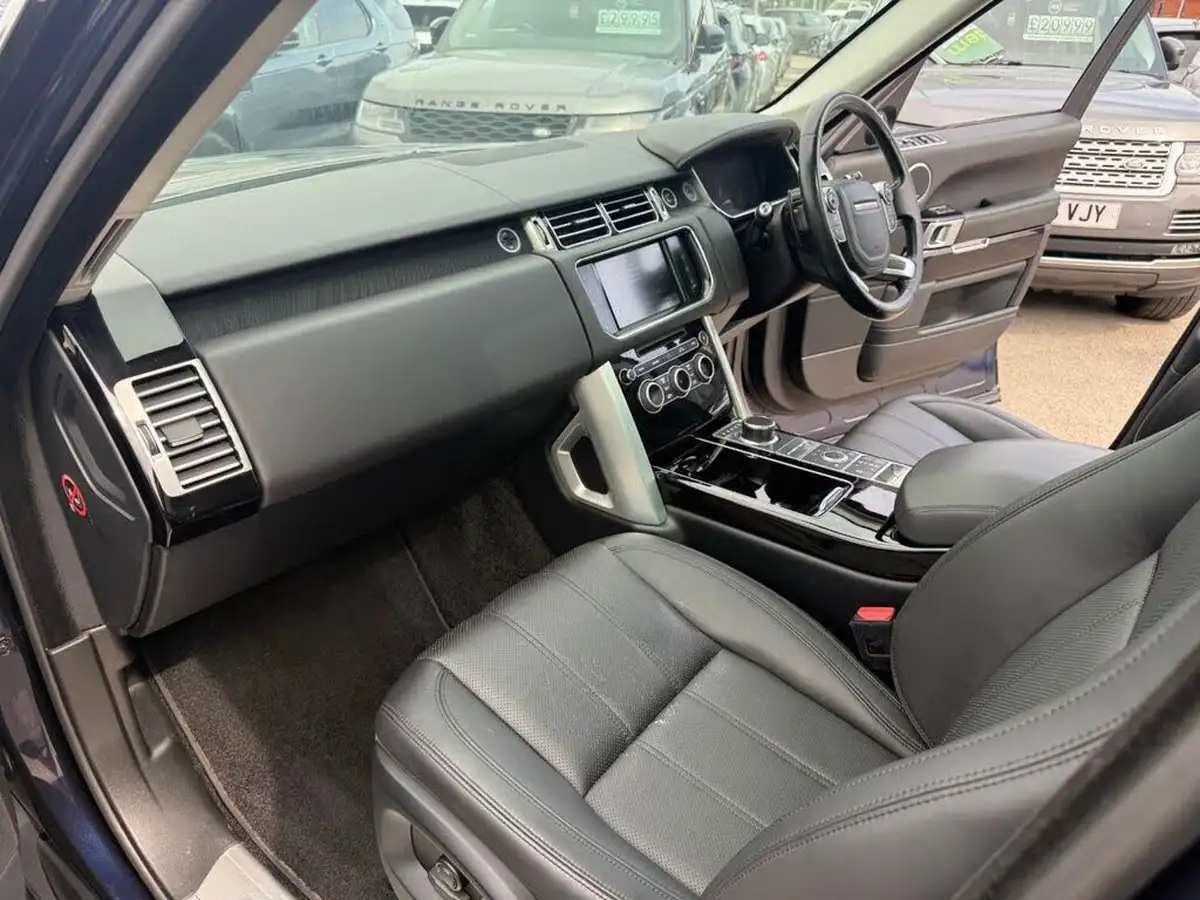 2016-land-rover-range-rover-30tdv6-vogue-30td-v6-awd-big-18