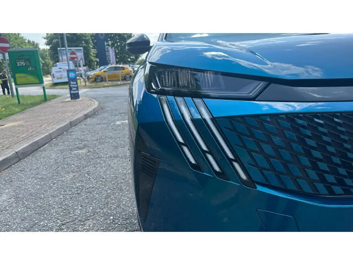 2025-peugeot-3008-suv-12-puretech-allure-136ps-hybrid-e-dsc6-big-24