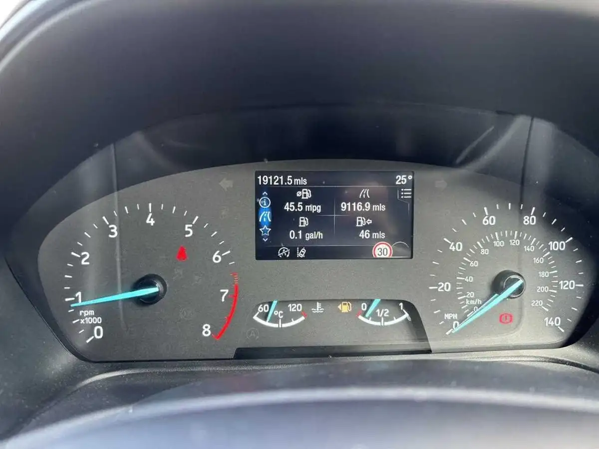 2022-ford-fiesta-10t-st-line-100ps-5d-big-19