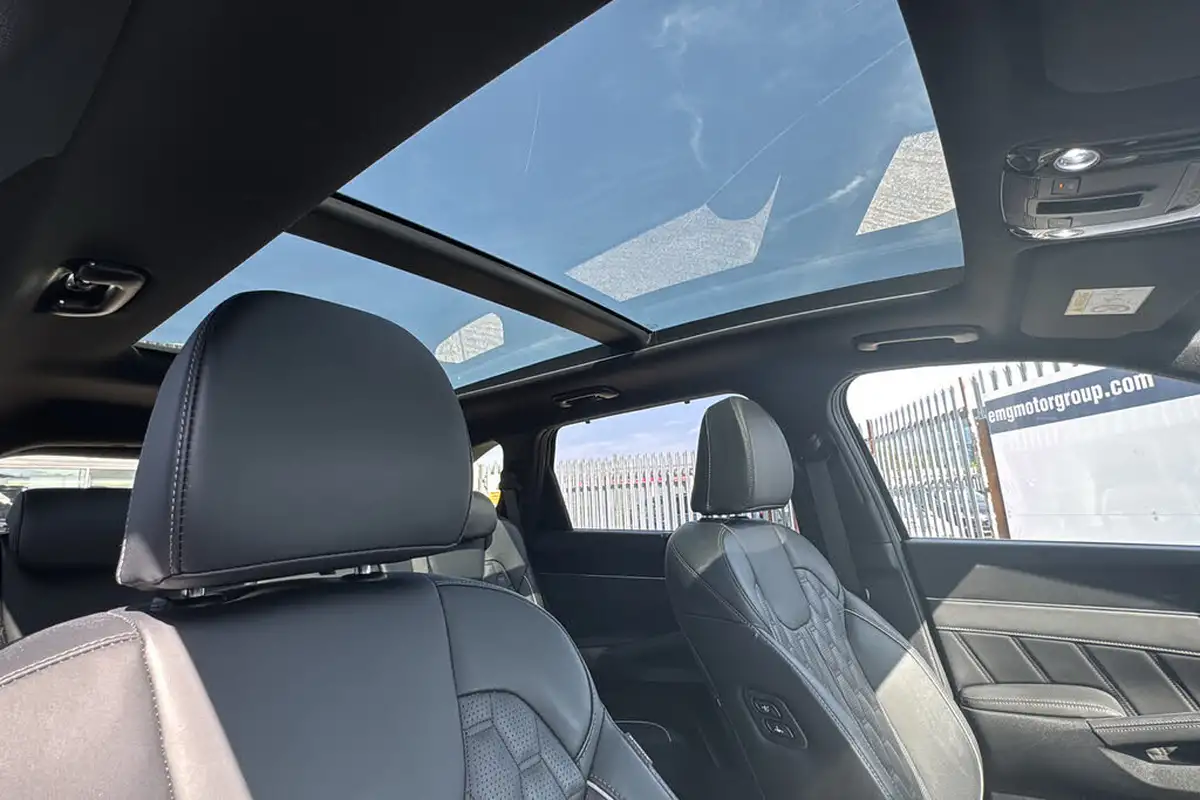 2022-kia-sorento-16-t-gdi-4-226bhp-hev-big-23
