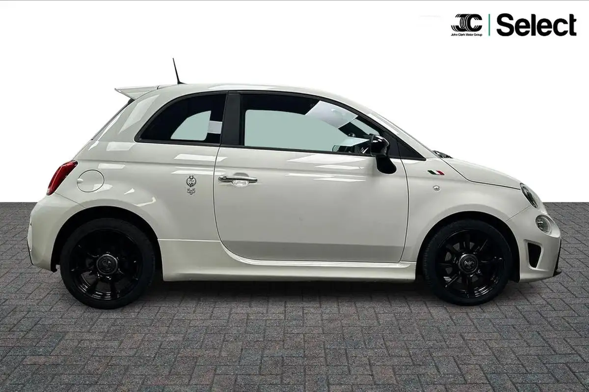 2019-abarth-595-14-tjet-big-11