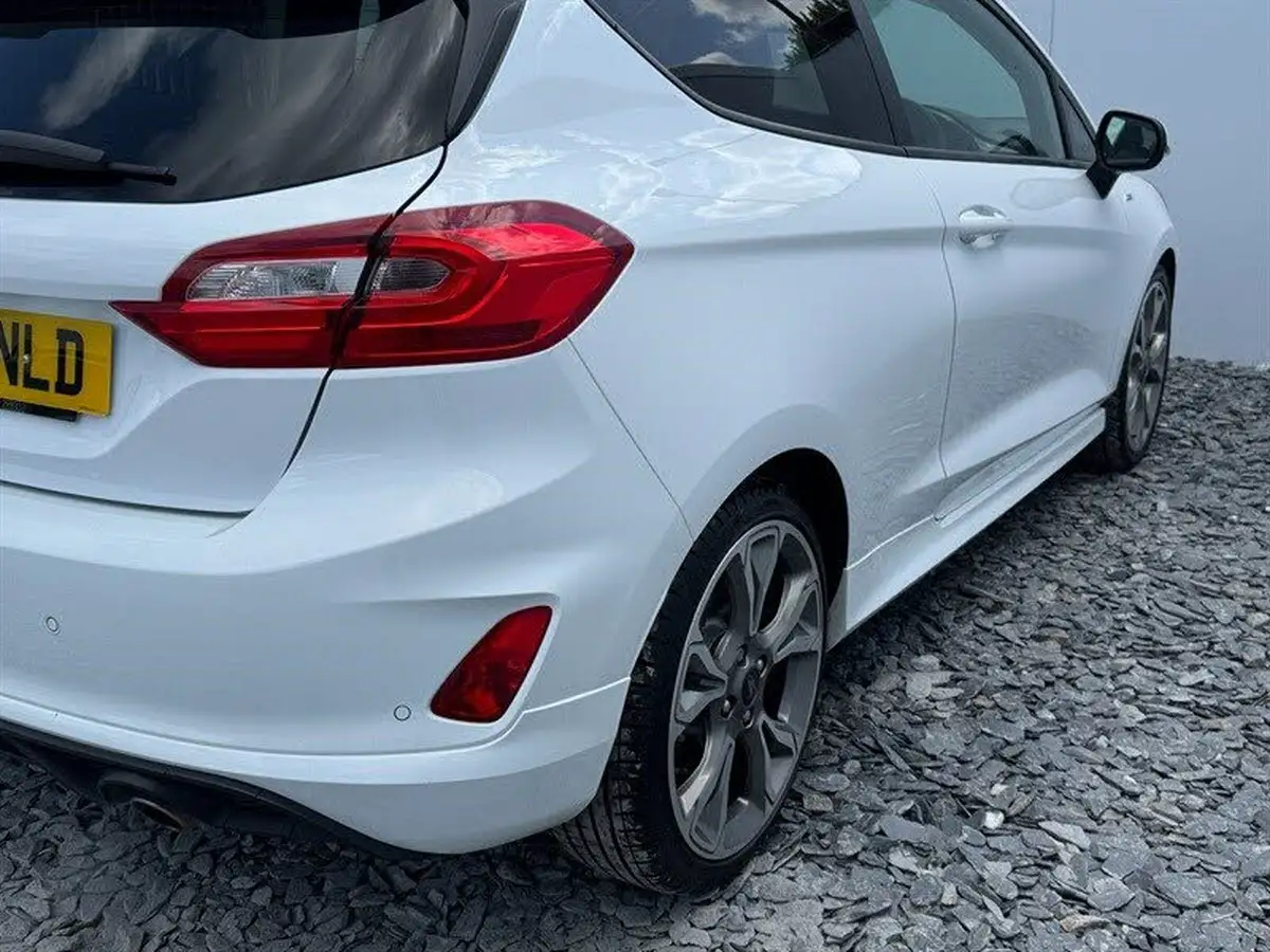 2020-ford-fiesta-10t-st-line-x-edition-125ps-hybrid-mhev-3d-big-8