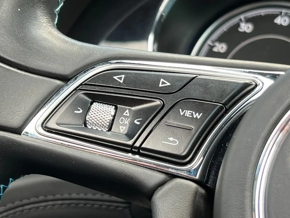 2017-bentley-bentayga-60-w12-big-78