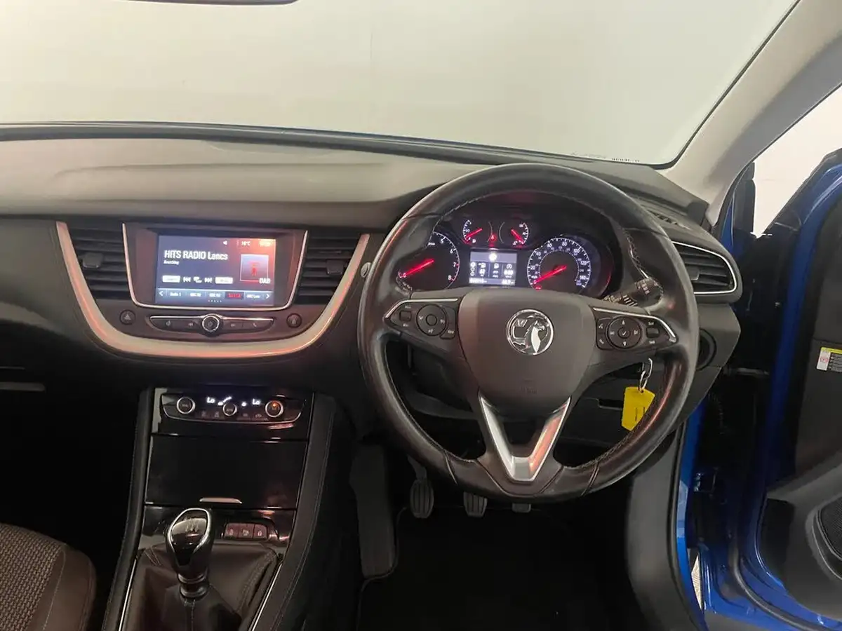 2018-vauxhall-grandland-x-12-se-130ps-big-14