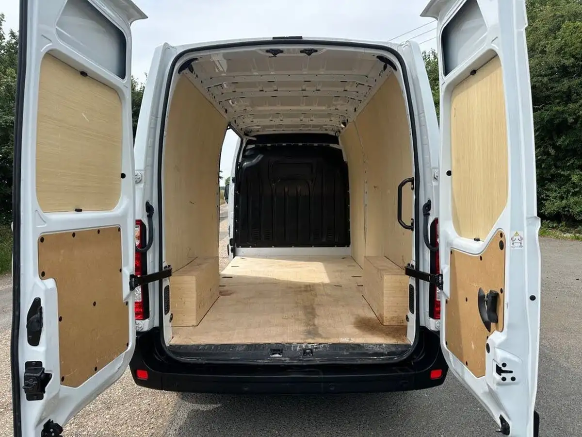 2023-renault-master-23dci-lm35-135-advance-eu6d-panel-big-11