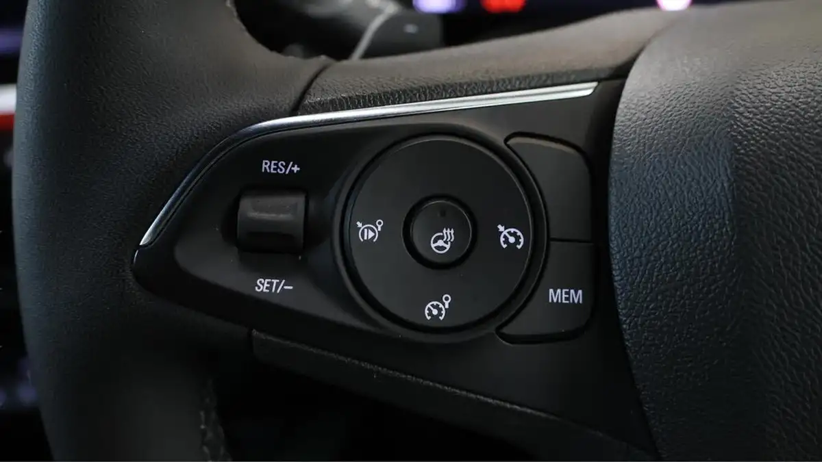 2024-vauxhall-mokka-12-gs-130ps-auto-big-21