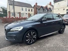 2018-volvo-v40-20td-d2-cross-country-pro-small-1