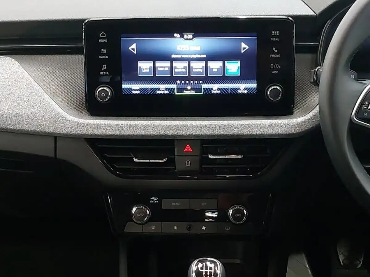 2024-skoda-kamiq-10-tsi-se-116ps-big-9