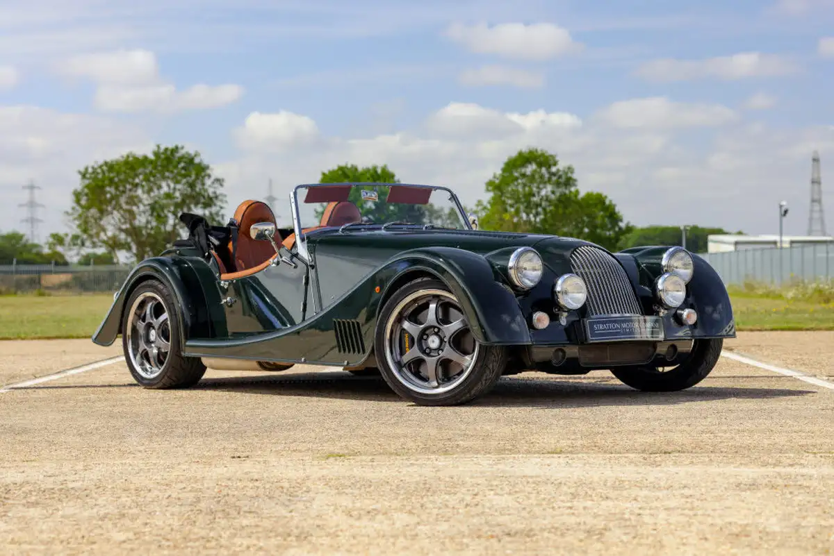 2017-morgan-plus-8-48-big-2