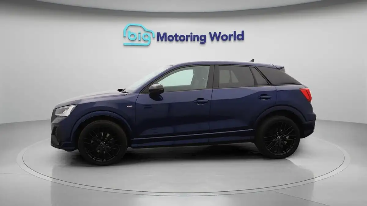 2023-audi-q2-15-35-tfsi-black-edition-s-tronic-big-4