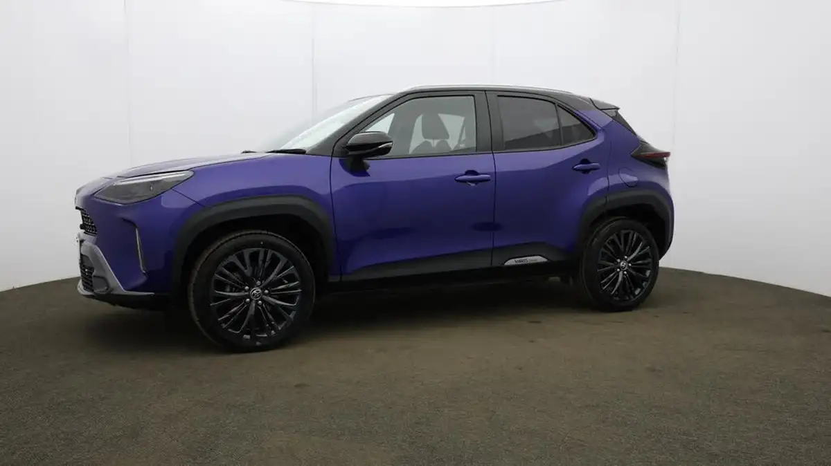 2022-toyota-yaris-cross-15-vvt-i-dynamic-big-15