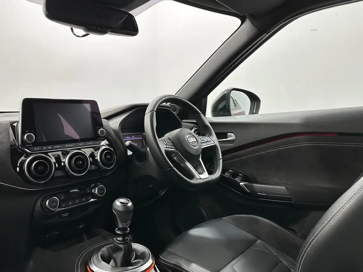 2021-nissan-juke-10-dig-t-tekna-big-26