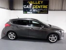 2017-ford-focus-10t-zetec-edition-100ps-hatchback-small-2