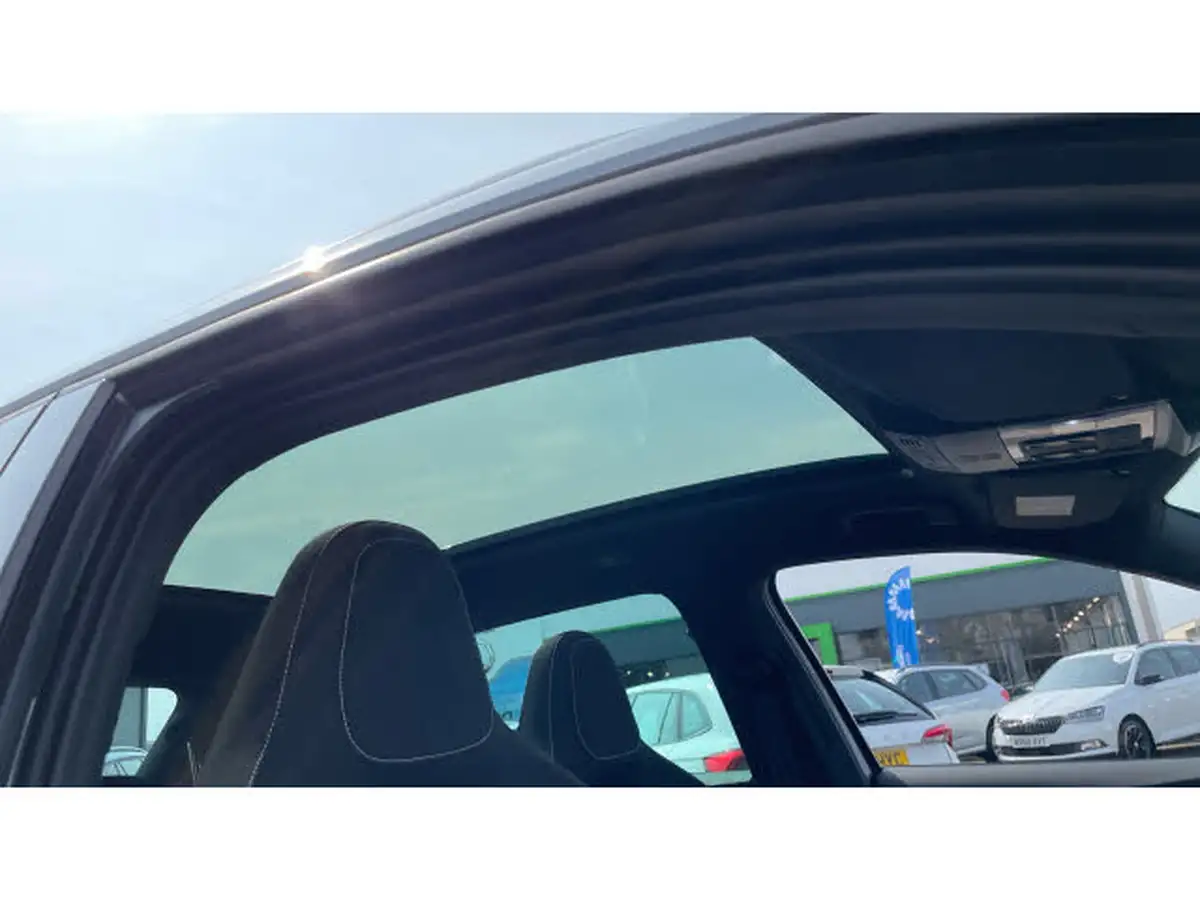2024-skoda-kamiq-15-tsi-monte-carlo-big-35