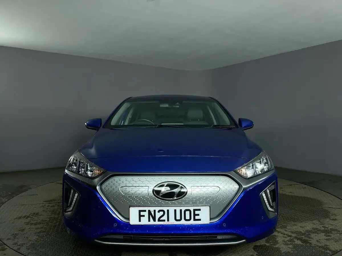 2021-hyundai-ioniq-e-premium-se-electric-100kw-big-2