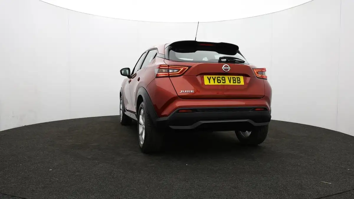2020-nissan-juke-10-dig-t-acenta-117ps-dct-big-20