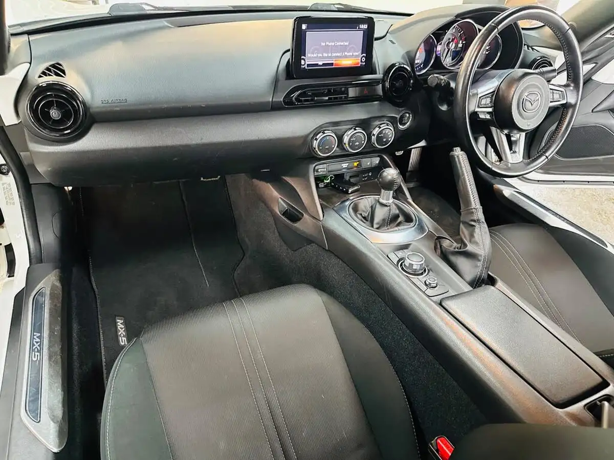 2020-mazda-mx-5-15-se-l-rf-big-3