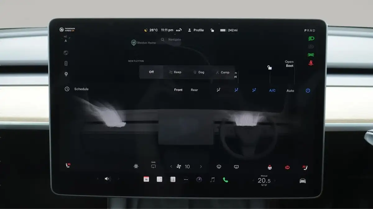 2023-tesla-model-y-e-long-range-big-12