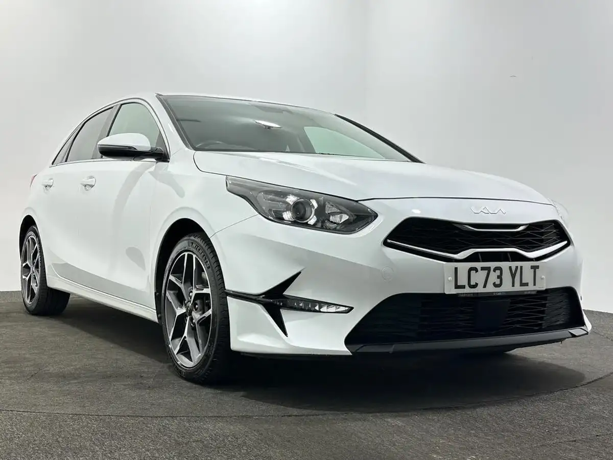2023-kia-ceed-15-t-gdi-3-158bhp-hatchback-big-49