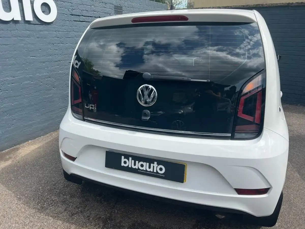 2017-volkswagen-up-10-high-up-75ps-5d-big-9