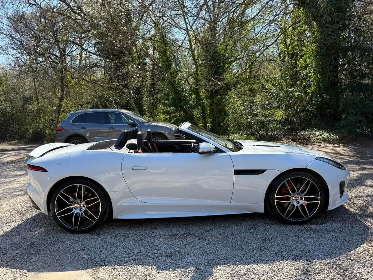2020-jaguar-f-type-20-i4-chequered-flag-convertible-big-2