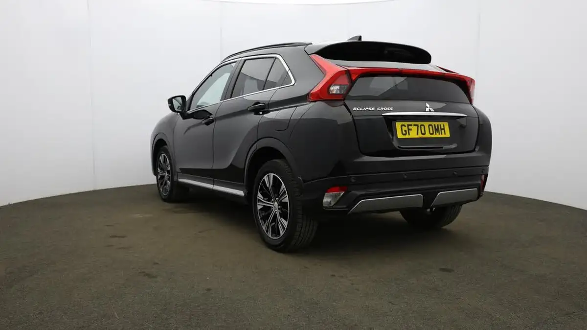 2021-mitsubishi-eclipse-cross-15-4-big-44