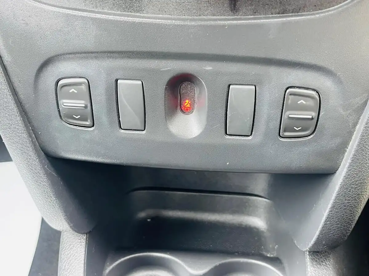2016-dacia-sandero-stepway-09-tce-ambiance-big-28