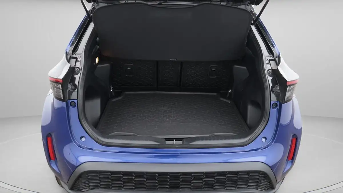 2023-toyota-yaris-cross-15-vvt-i-gr-sport-big-17