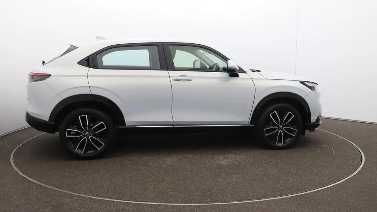 2022-honda-hr-v-15-i-mmd-advance-big-50