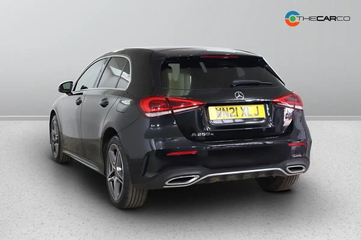 2021-mercedes-benz-a-class-13-a250e-amg-line-hatchback-5d-big-6