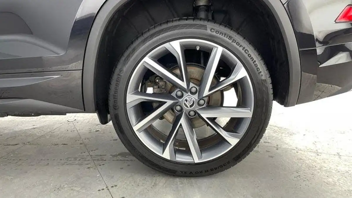 2023-skoda-kodiaq-20tdi-laurin-klement-200ps-big-34