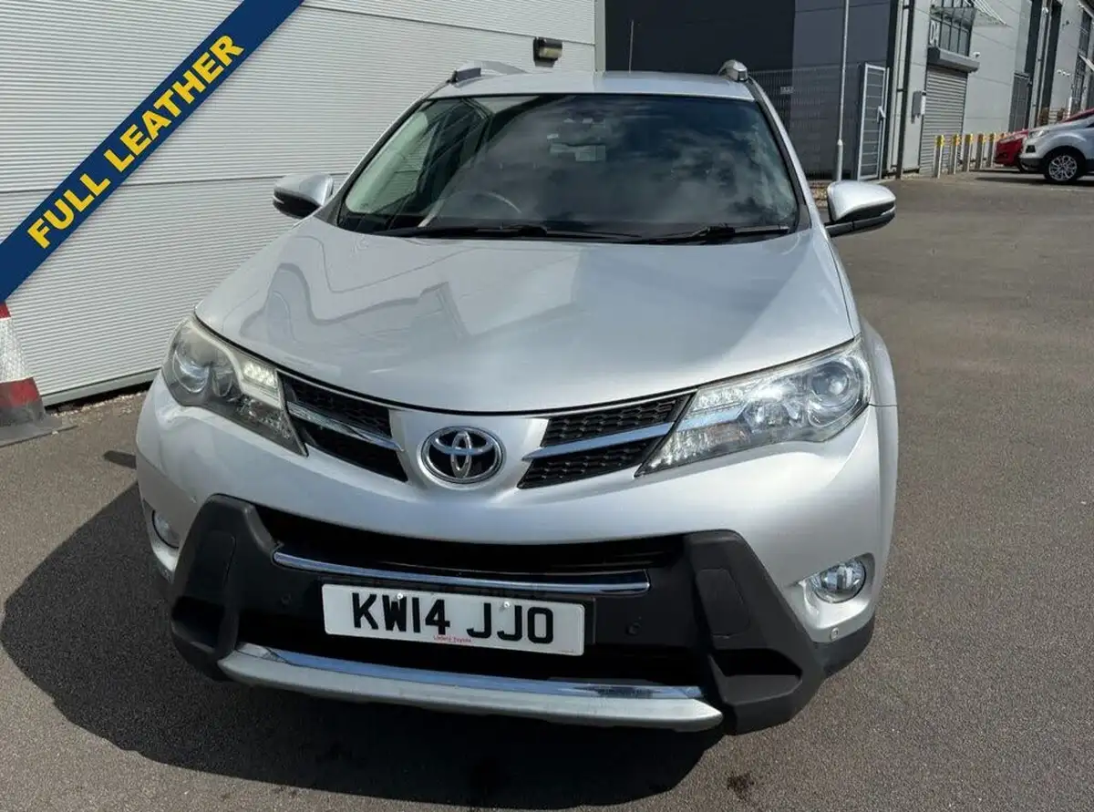 2014-toyota-rav4-22td-invincible-22d-4d-nav-big-0