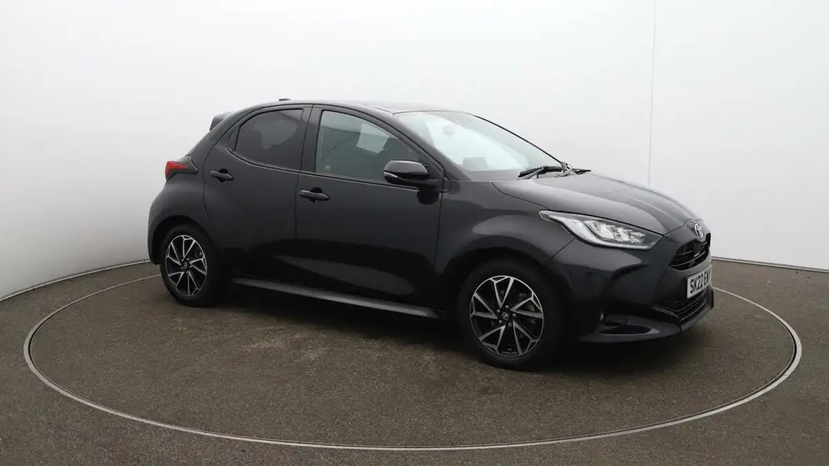 2022-toyota-yaris-15-vvt-i-design-big-27