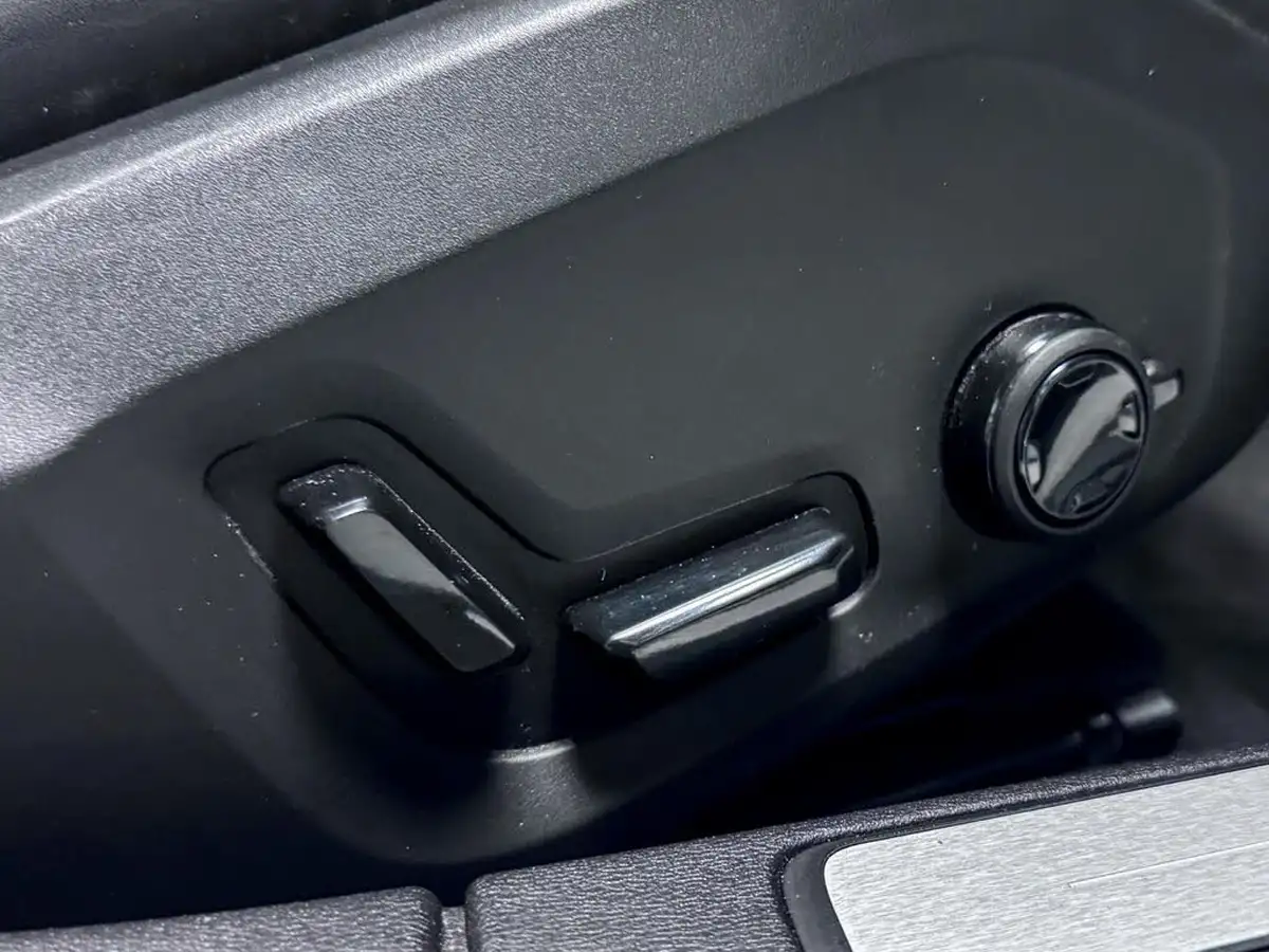 2021-volvo-v60-20-t6-inscription-350bhp-plug-in-hybrid-big-22
