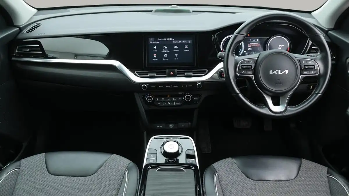 2022-kia-niro-ev-e-2-big-13