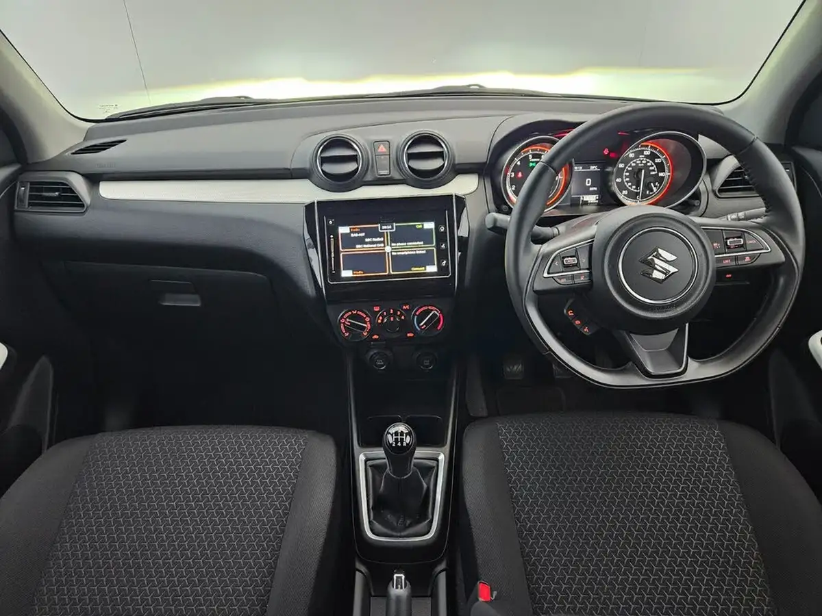 2024-suzuki-swift-12-dualjet-sz-l-big-11