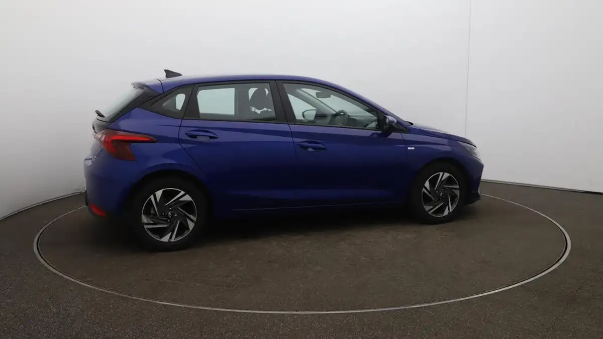 2022-hyundai-i20-10-t-gdi-se-connect-dct-big-50