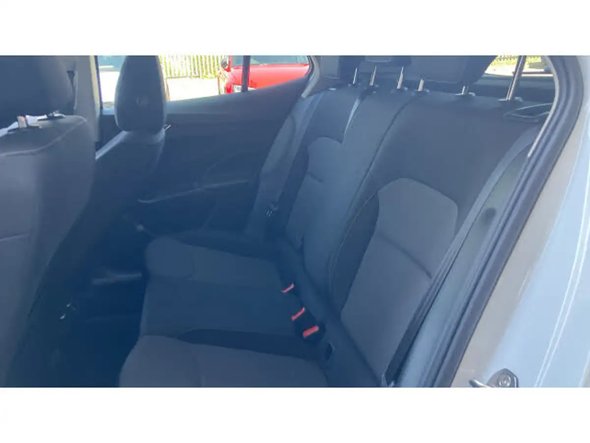 2024-skoda-fabia-15-tsi-colour-edition-big-15