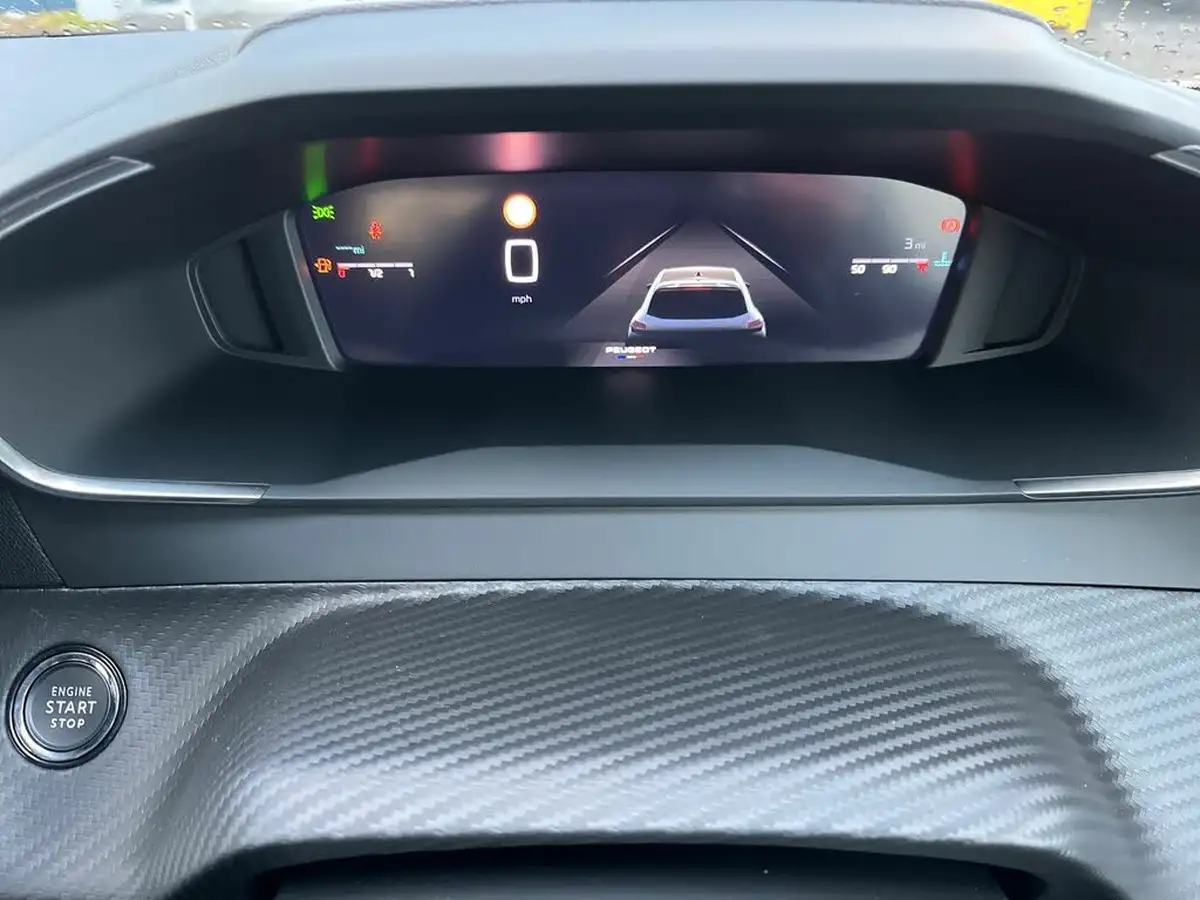 2024-peugeot-208-12-puretech-allure-big-17