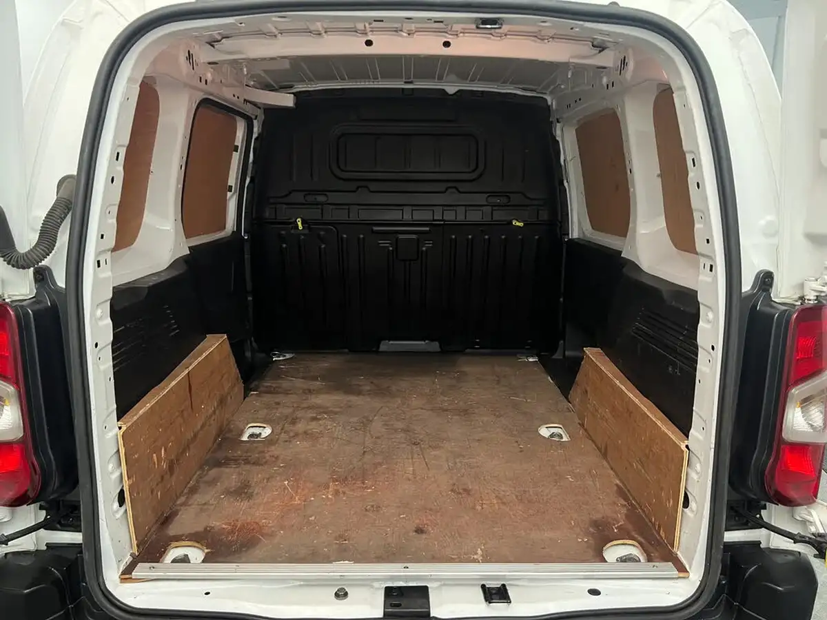 2021-citroen-berlingo-15bluehdi-650-enterprise-big-7