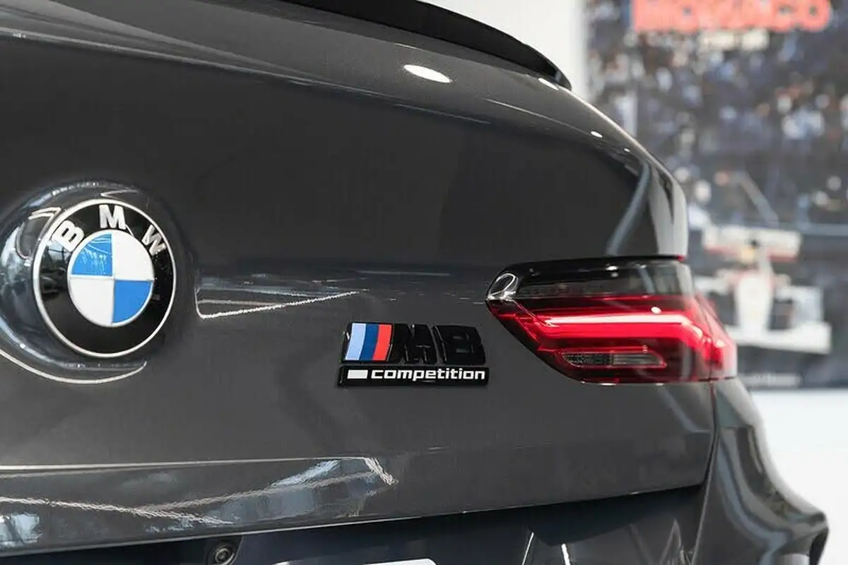 2022-bmw-8-series-44-m8-competition-coupe-2d-big-21