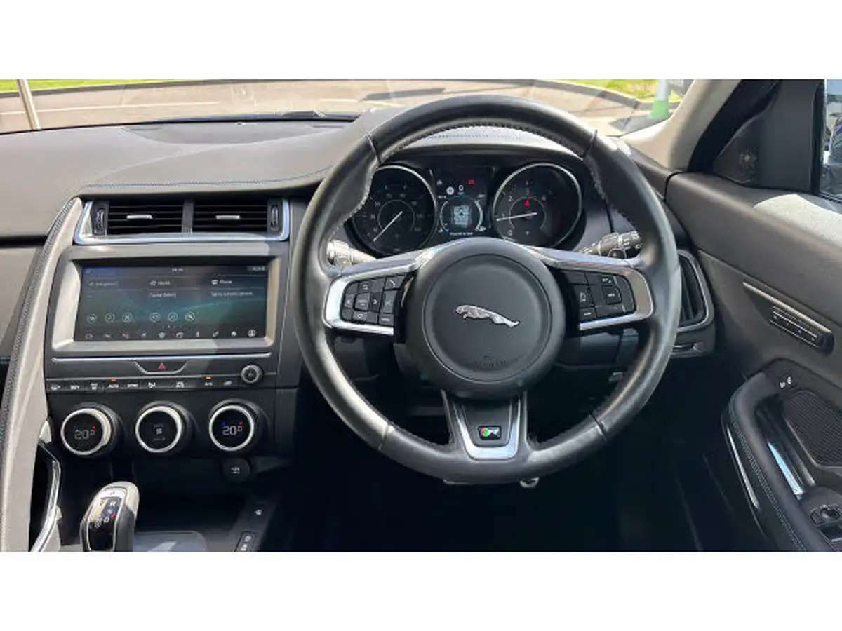 2019-jaguar-e-pace-20-i4d-r-dynamic-se-240ps-awd-auto-big-10