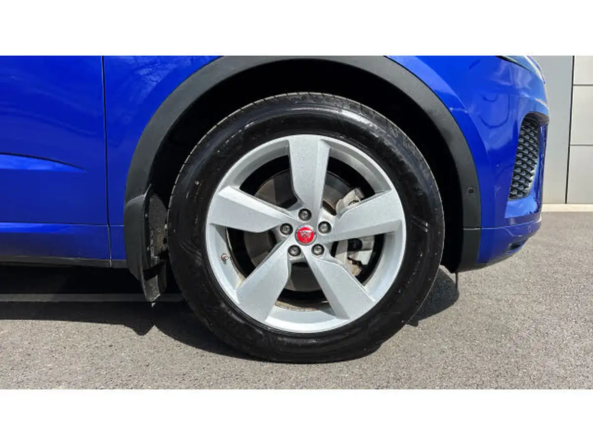 2019-jaguar-e-pace-20-i4d-r-dynamic-se-240ps-awd-auto-big-6