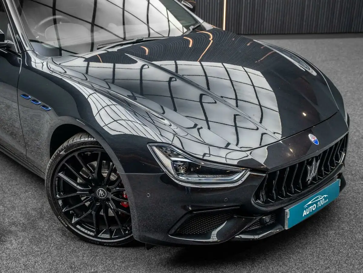2021-maserati-ghibli-20-gransport-big-8