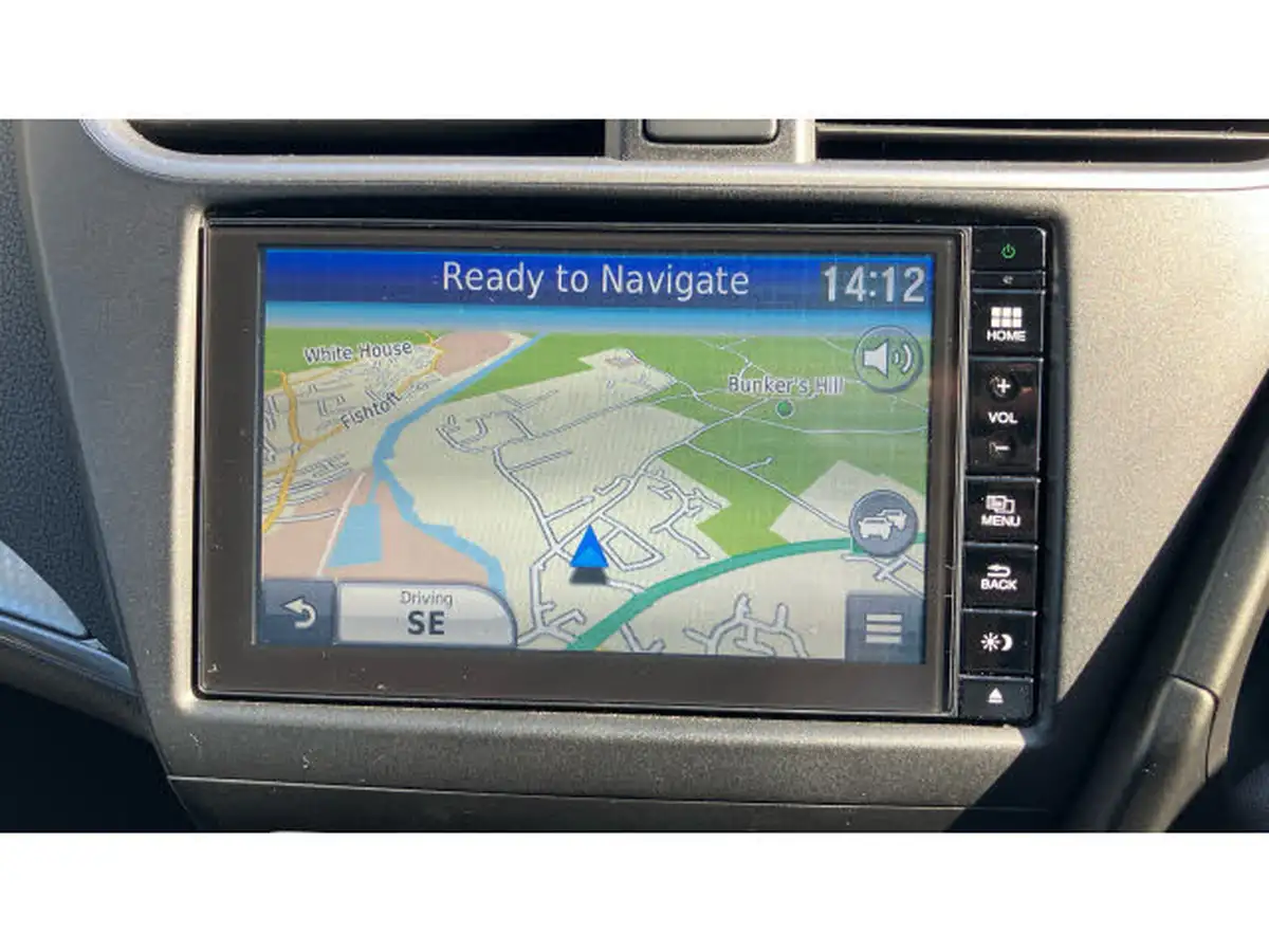 2016-honda-civic-18-i-vtec-se-plus-navi-ss-hatchback-big-26
