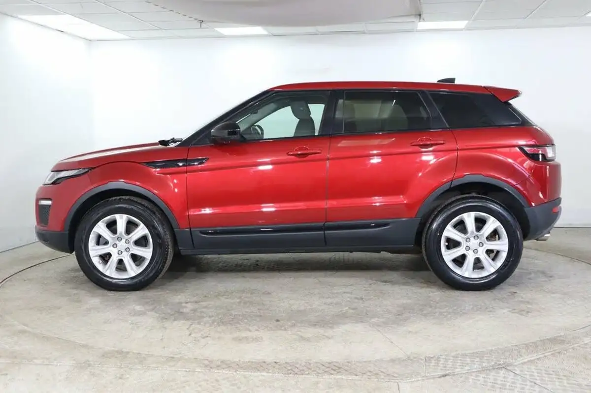 2017-land-rover-range-rover-evoque-20td4-se-tech-hatchback-5d-auto-big-7