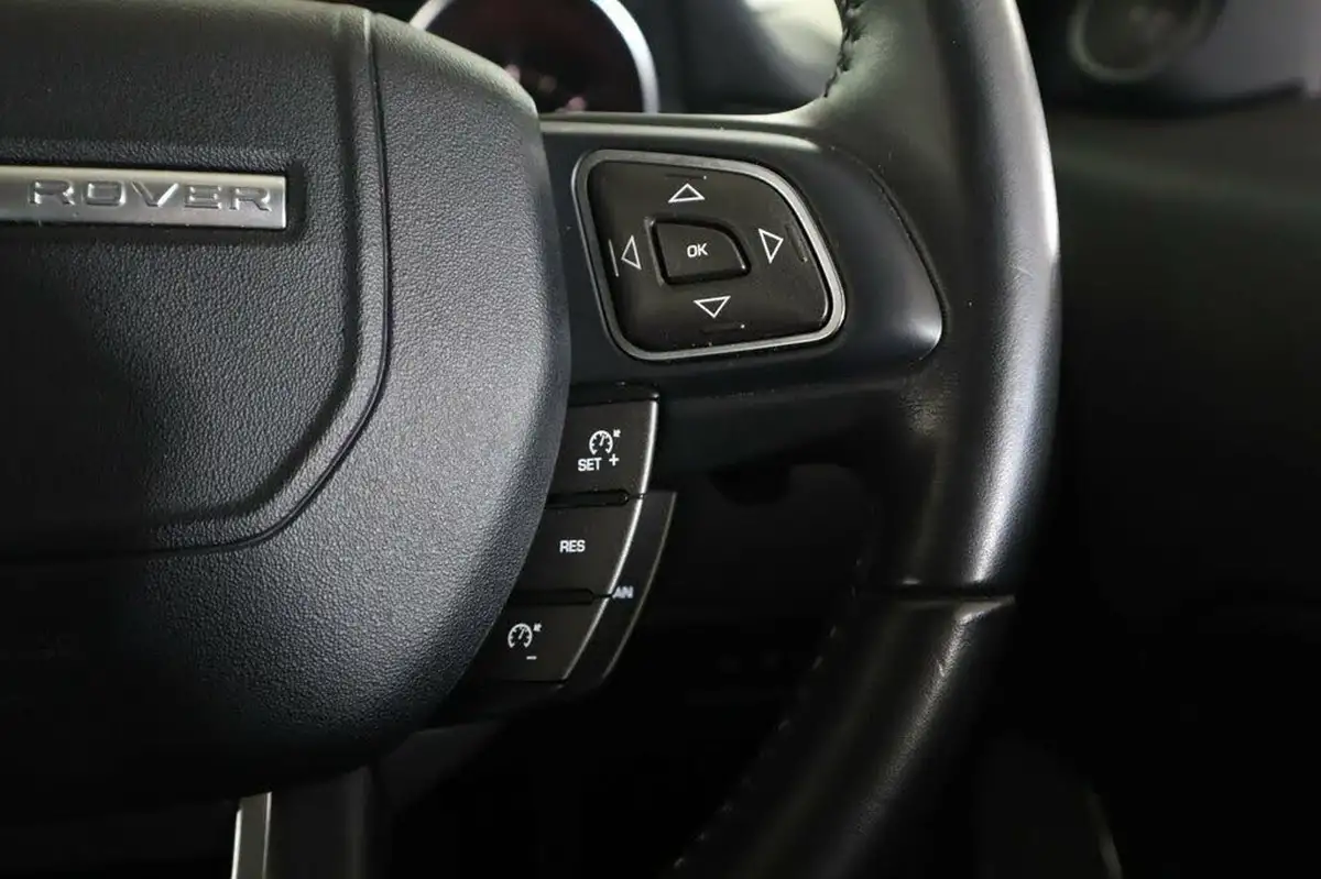 2017-land-rover-range-rover-evoque-20td4-se-tech-hatchback-5d-auto-big-31