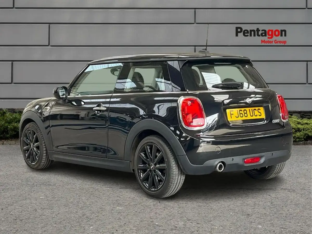 2018-mini-cooper-15-cooper-classic-ss-hatchback-3d-auto-big-1